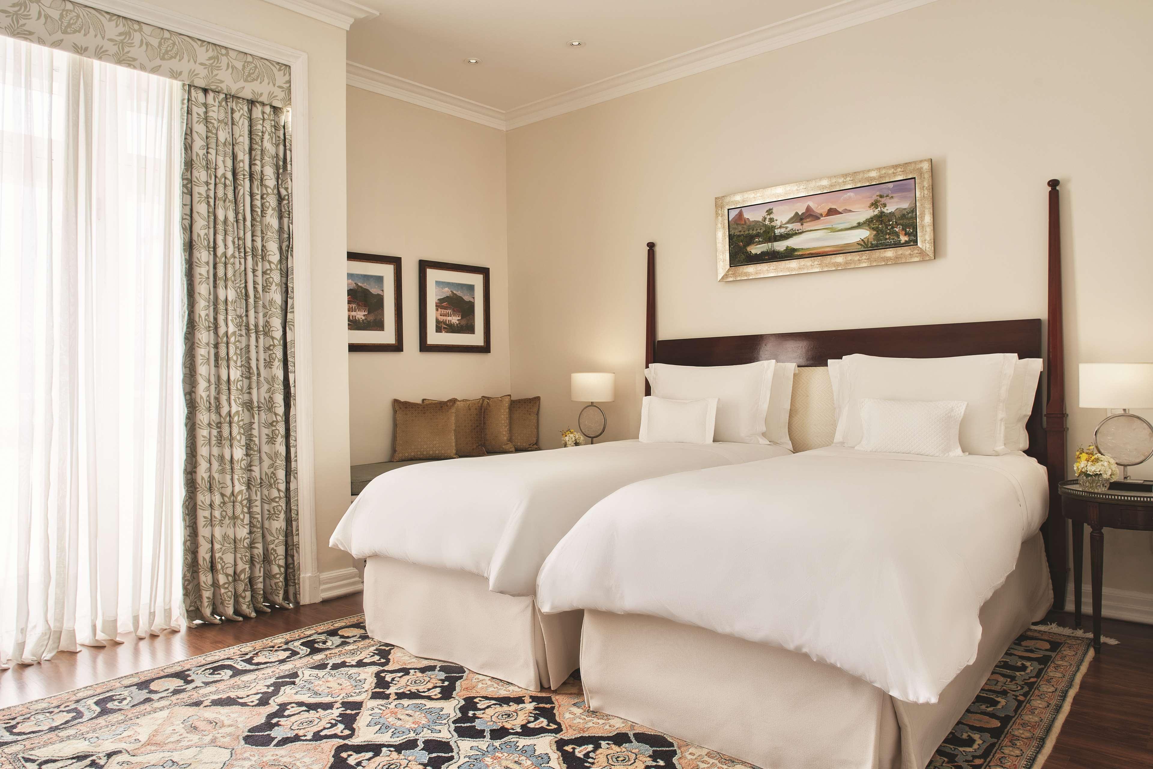 Copacabana Palace, A Belmond Hotel, Ρίο ντε Τζανέιρο Εξωτερικό φωτογραφία A guest room at the Taj Mahal Palace